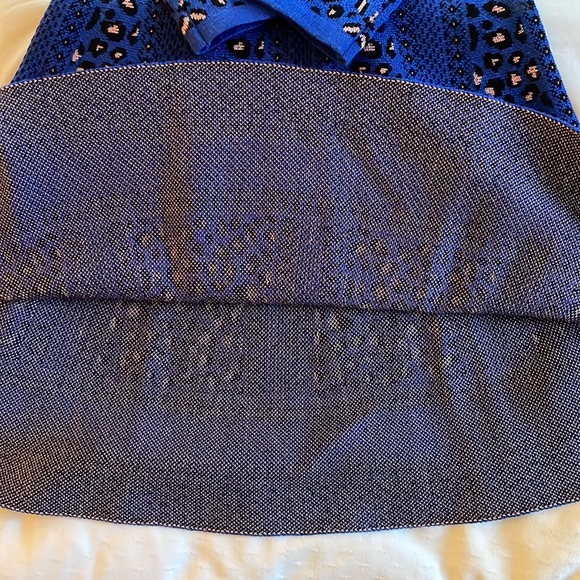 Girls dress - Picture 7 of 8